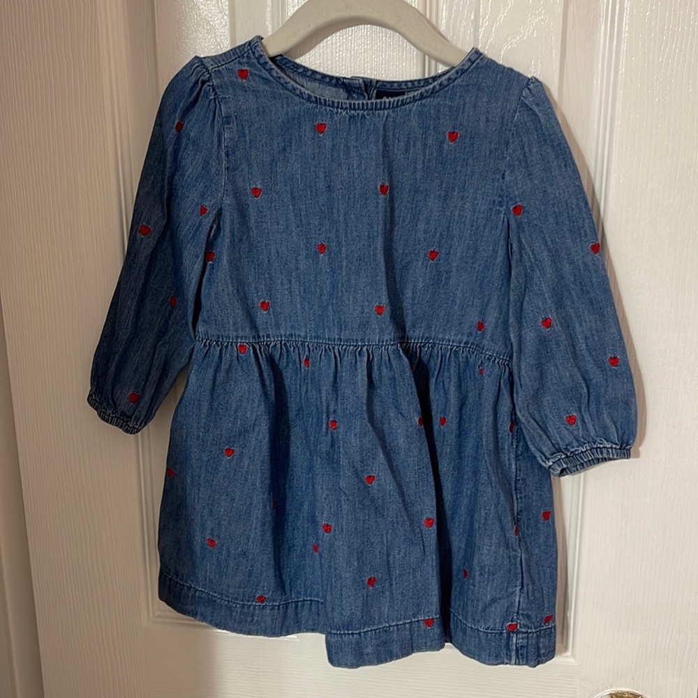 Baby gap denim dress with hearts in size 3t.